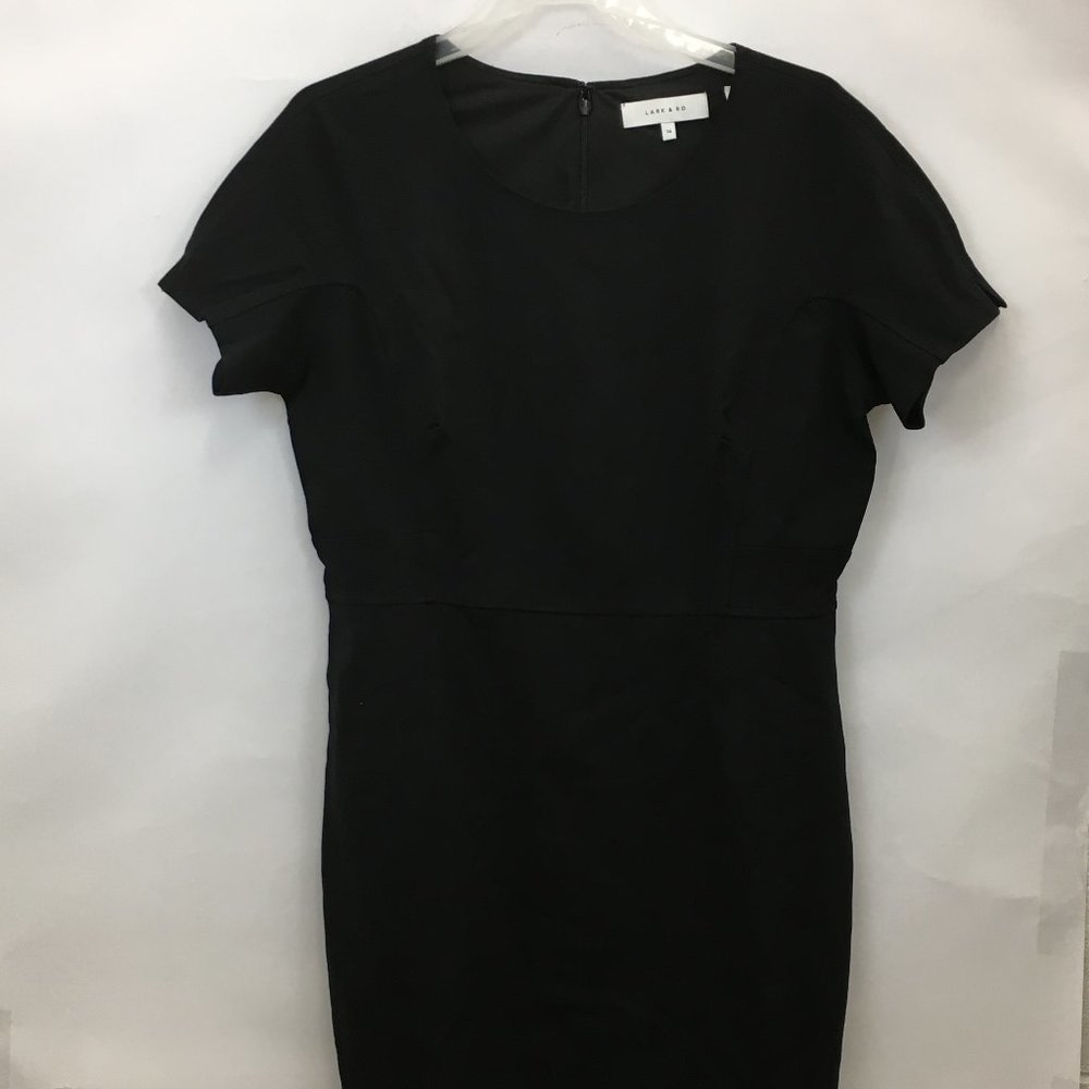 Women's Fluid Crepe Tulip Sleeve Dress